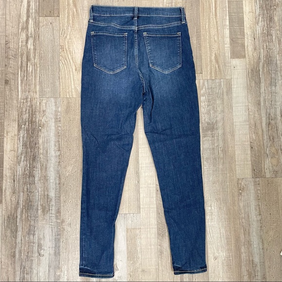 Gap High Rise True Skinny Ankle Jean in Dark Indigo - Picture 5 of 8